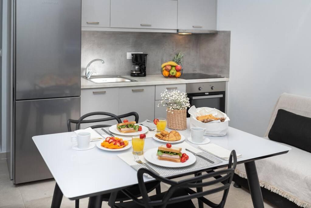 Helios Appartement Ierápetra Buitenkant foto