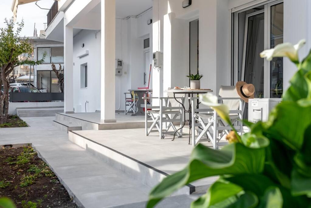 Helios Appartement Ierápetra Buitenkant foto